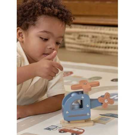 Hélicoptère avec figurine en bois